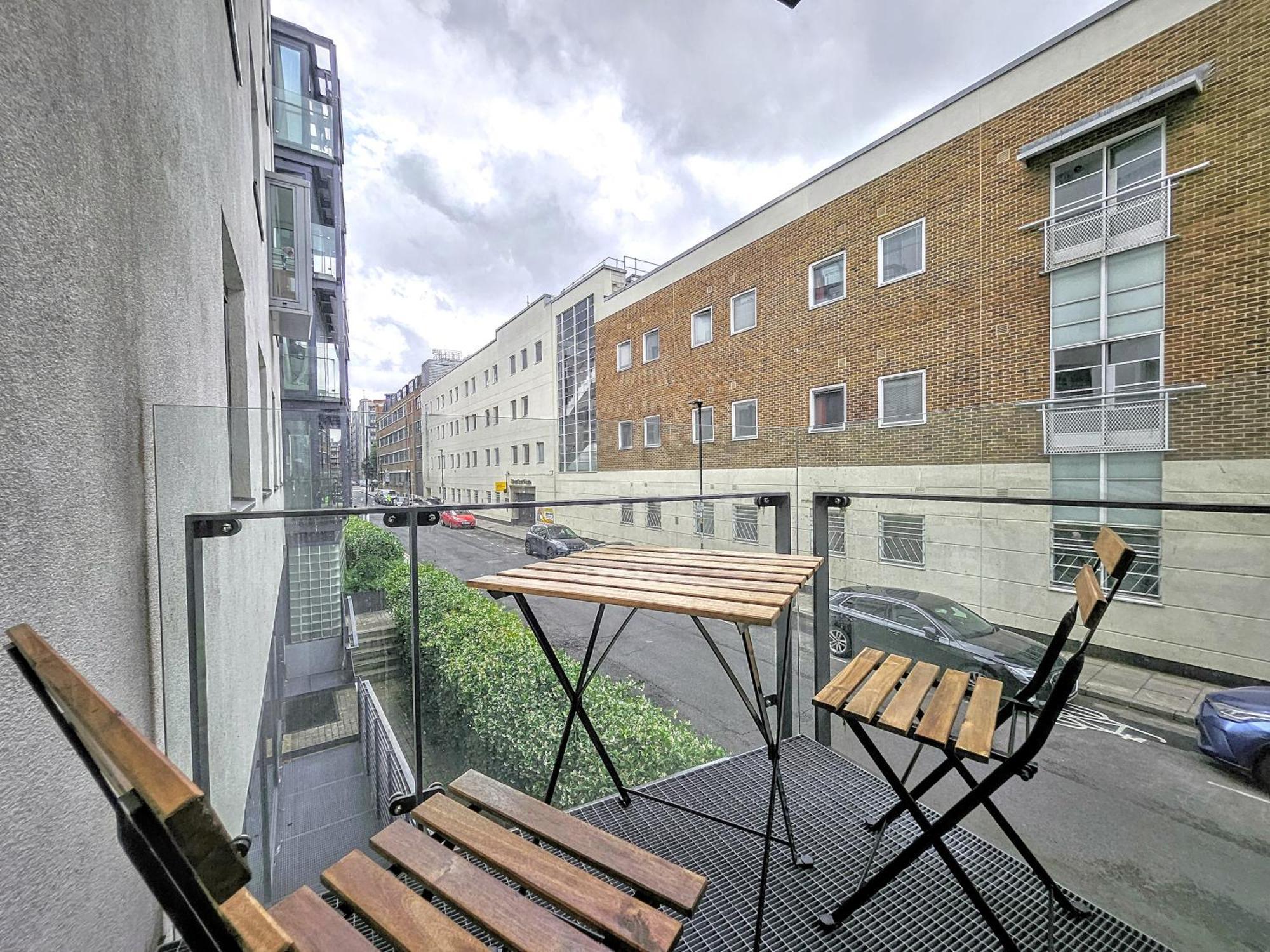 City Waterside, Old Street, Angel, Entire Private Apartment Лондон Екстер'єр фото